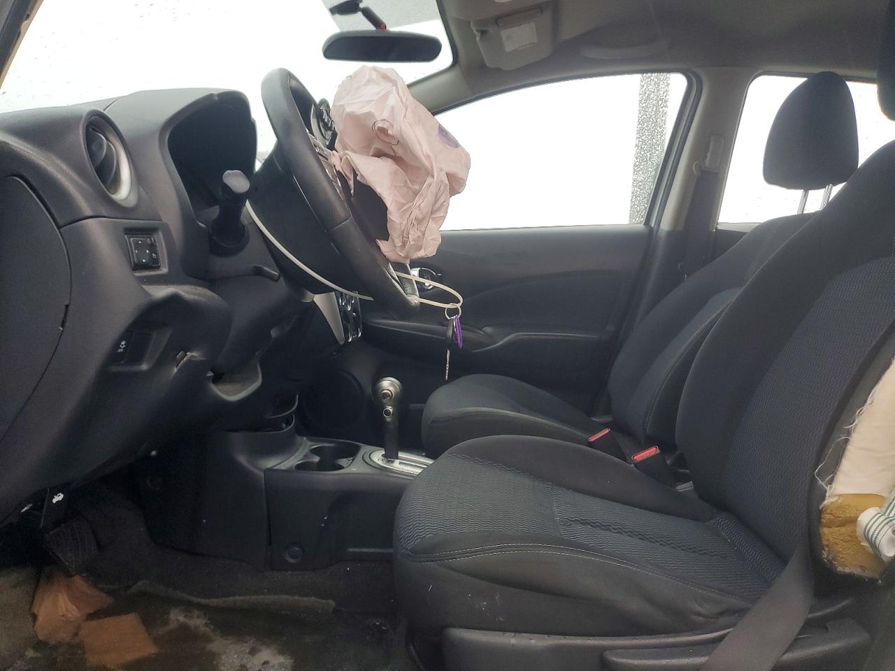 Nissan Versa Sv