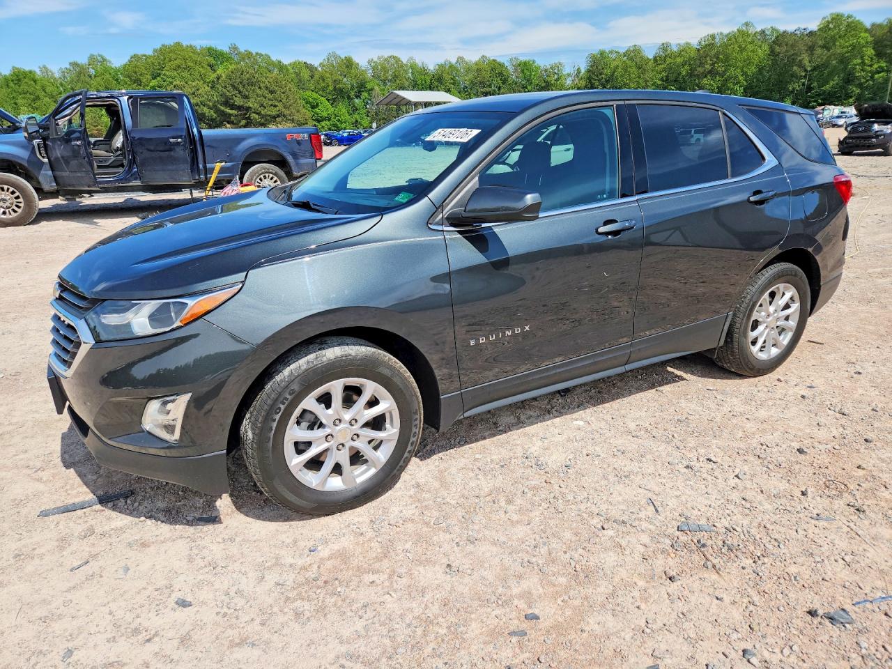 Salvage Chevrolet Equinox Image