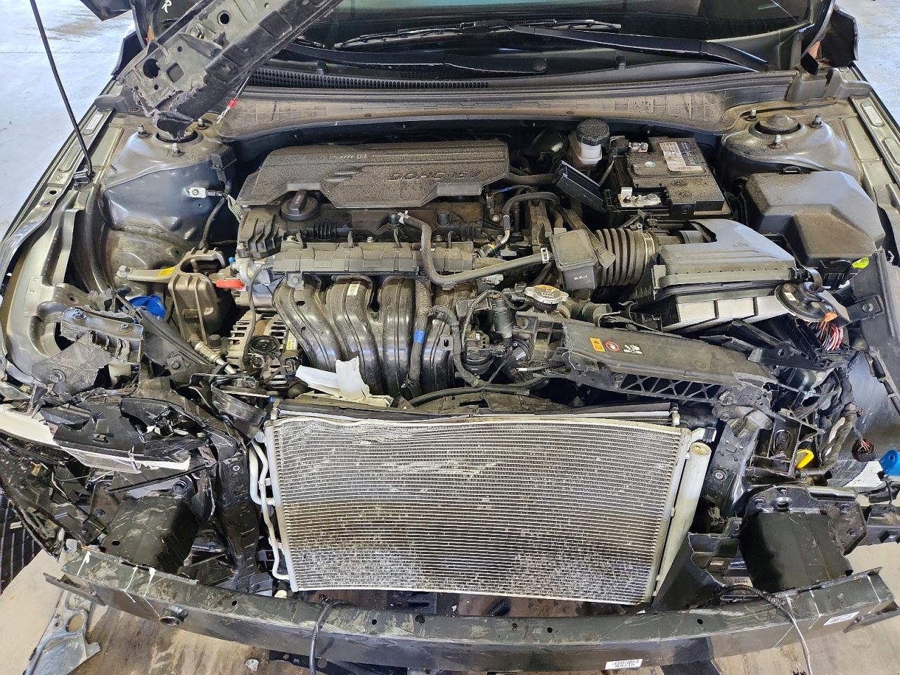 Hyundai ELANTRA Sel