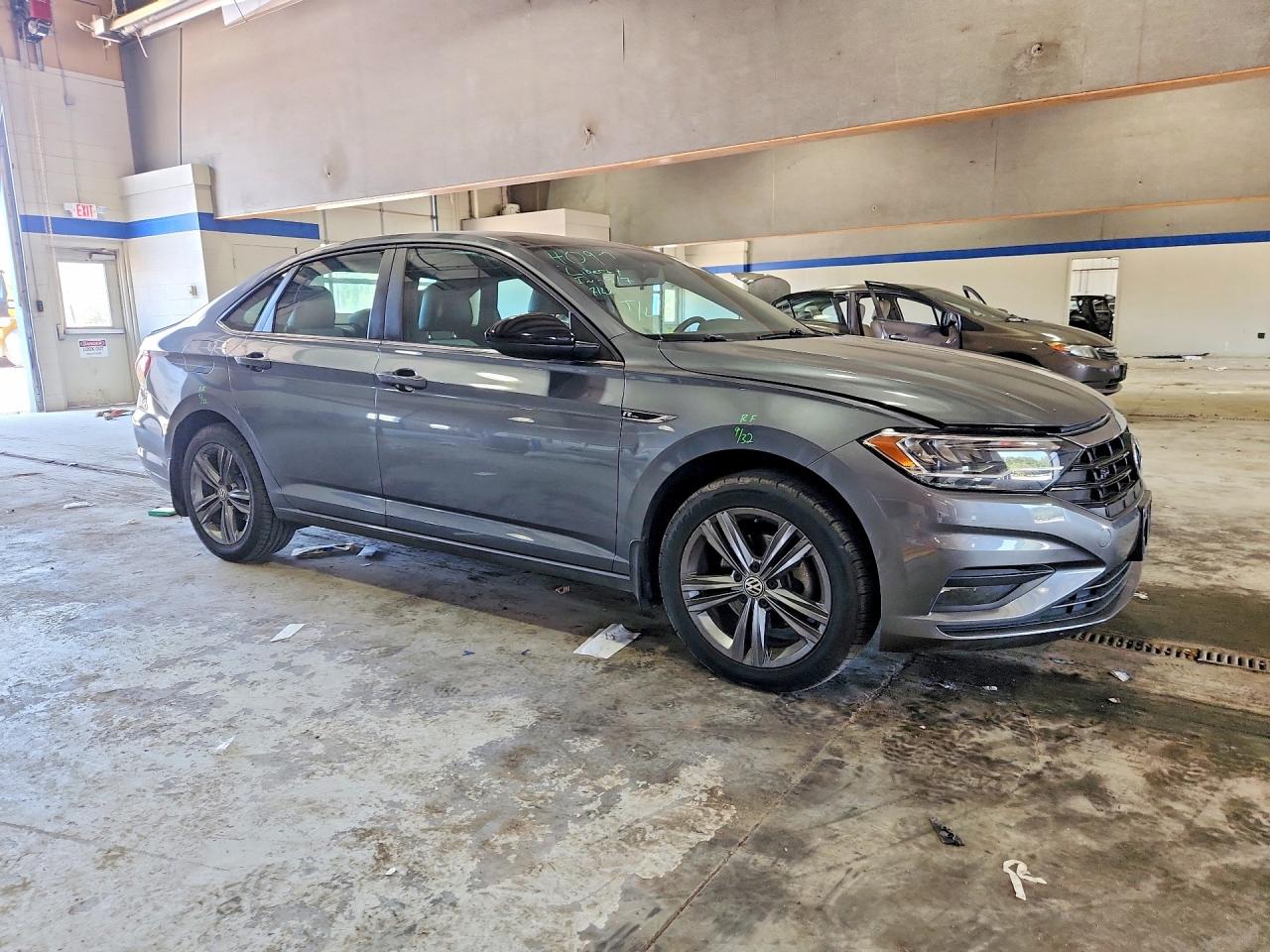 Volkswagen Jetta S