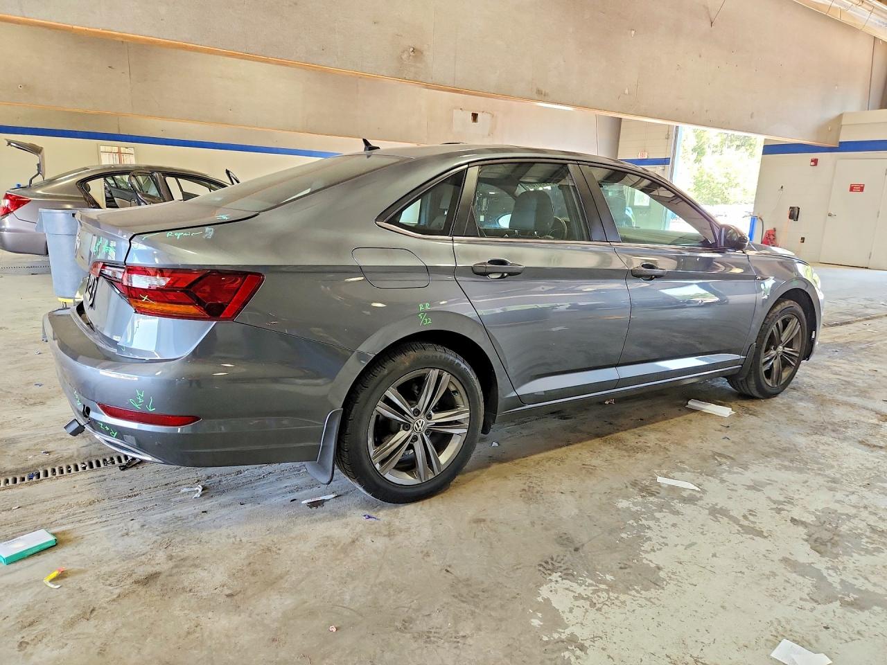 Volkswagen Jetta S