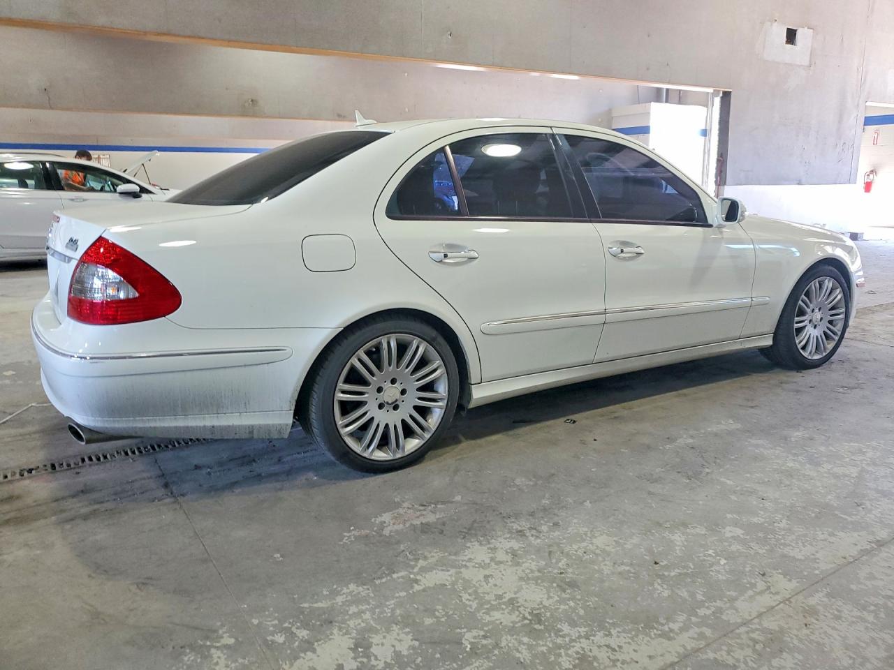 Mercedes-Benz E-Class 350