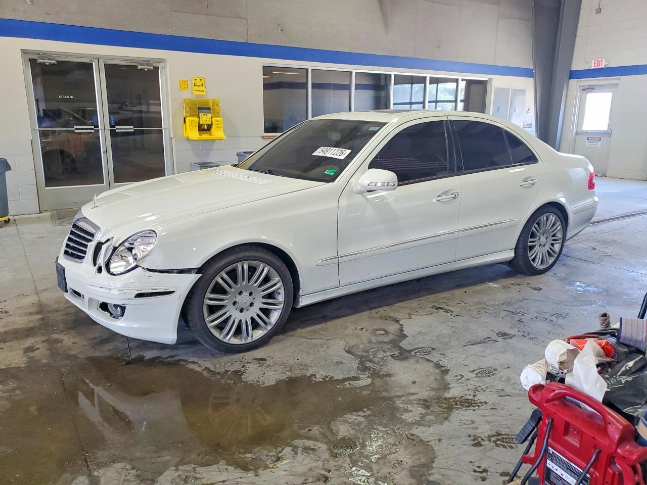 Salvage Mercedes-Benz E-Class Image