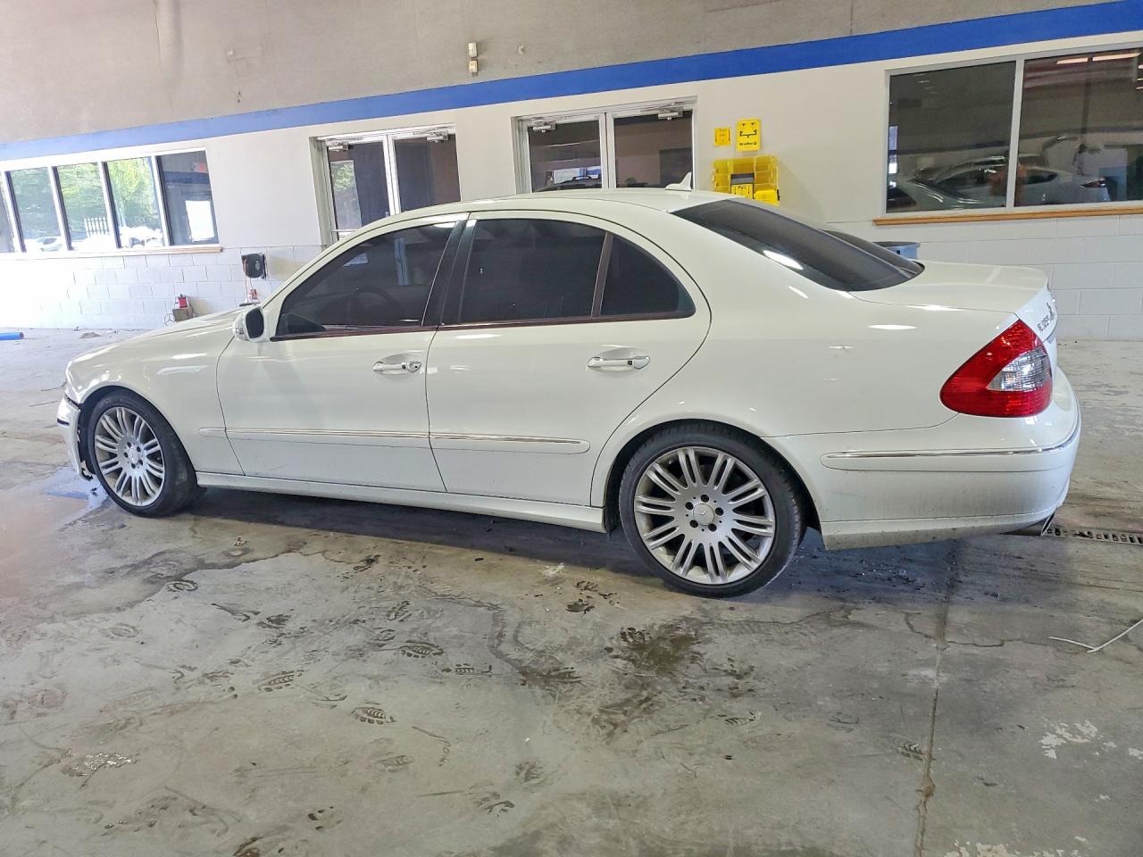 Mercedes-Benz E-Class 350