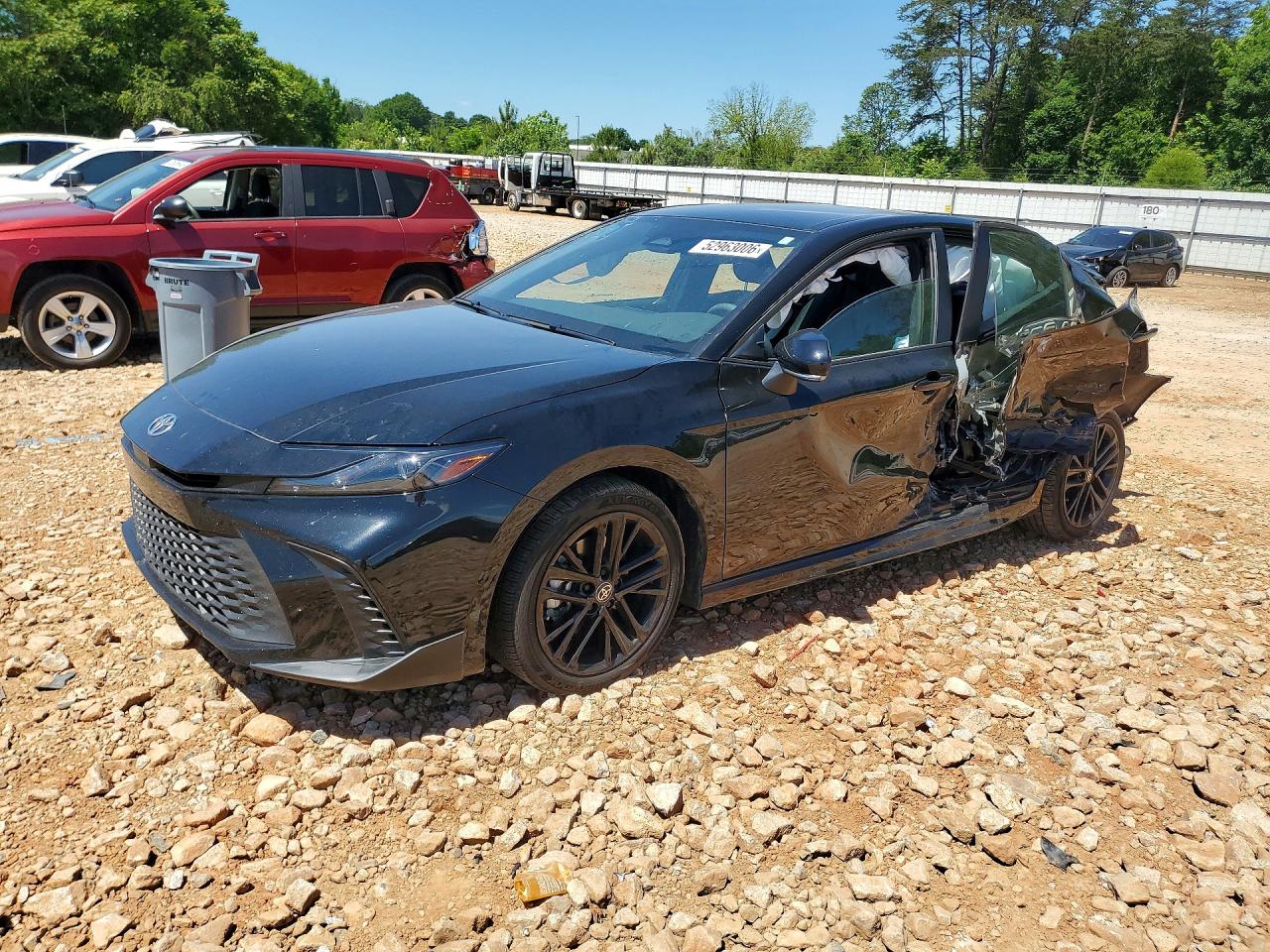 Salvage Toyota Camry Image