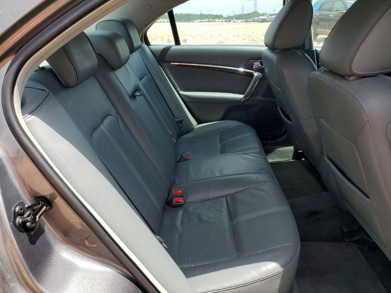 Lincoln MKZ