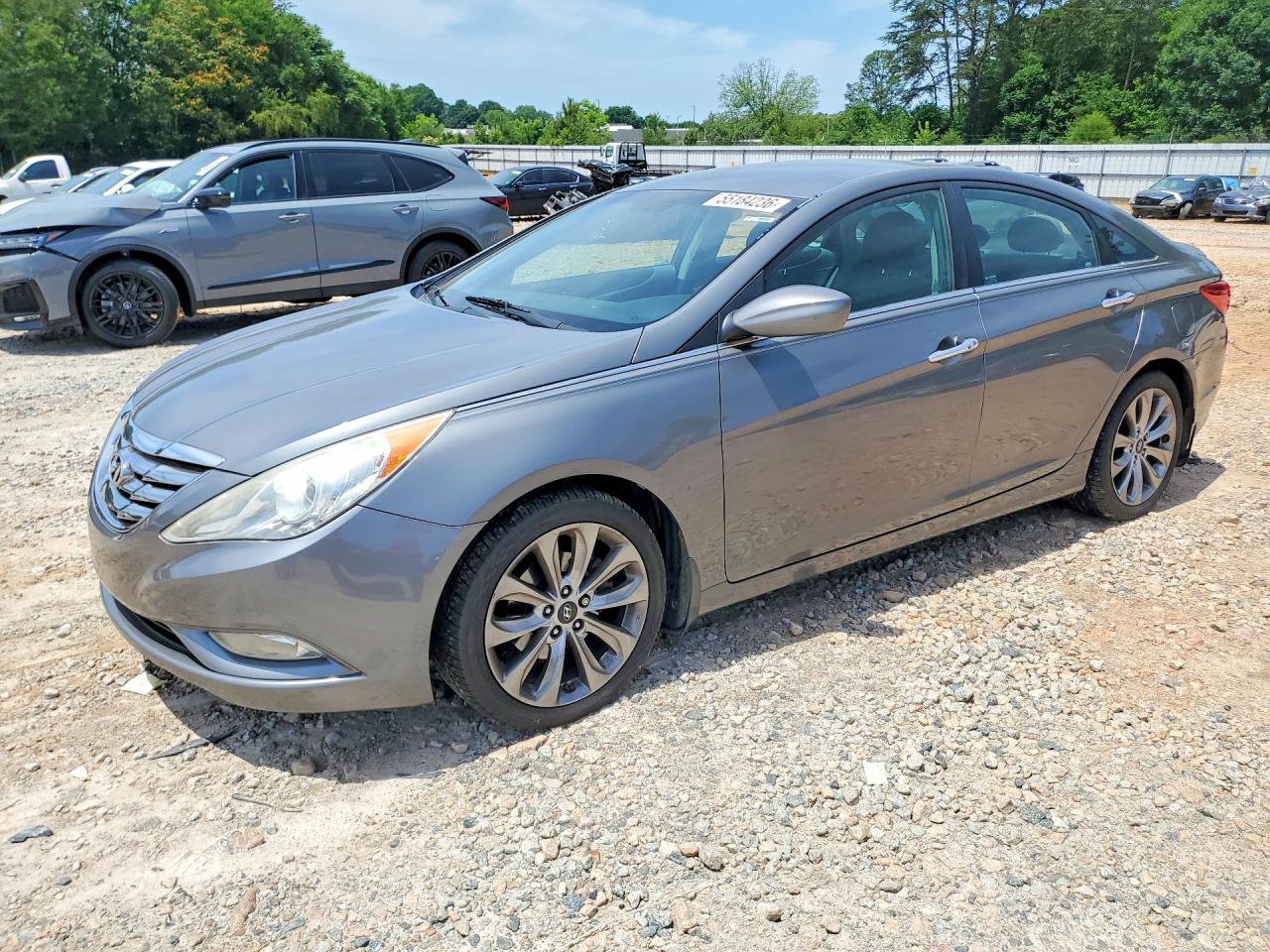 Salvage Hyundai SONATA Image