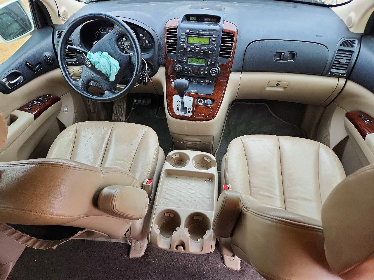 Hyundai Entourage Gls