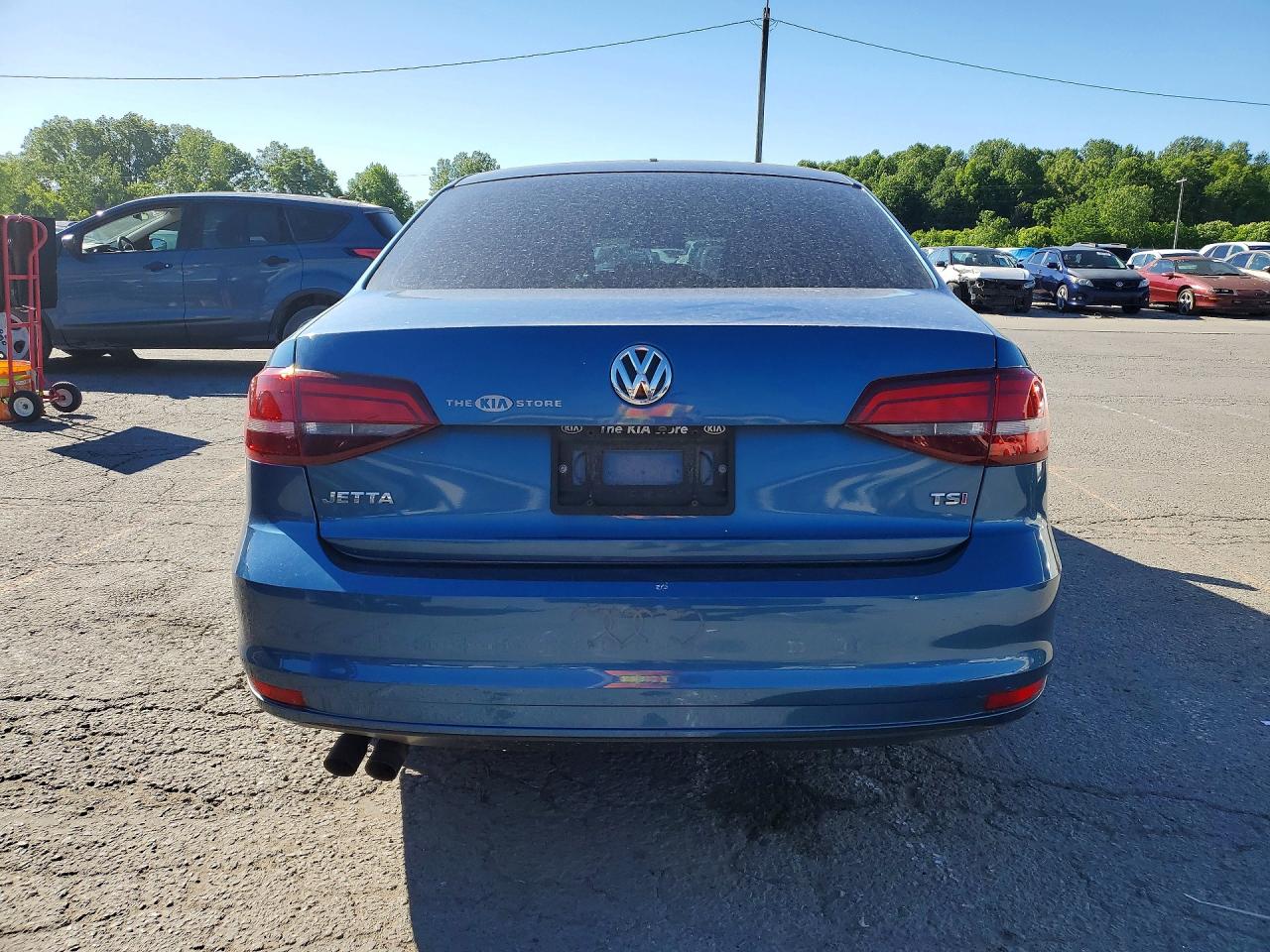 Volkswagen Jetta S