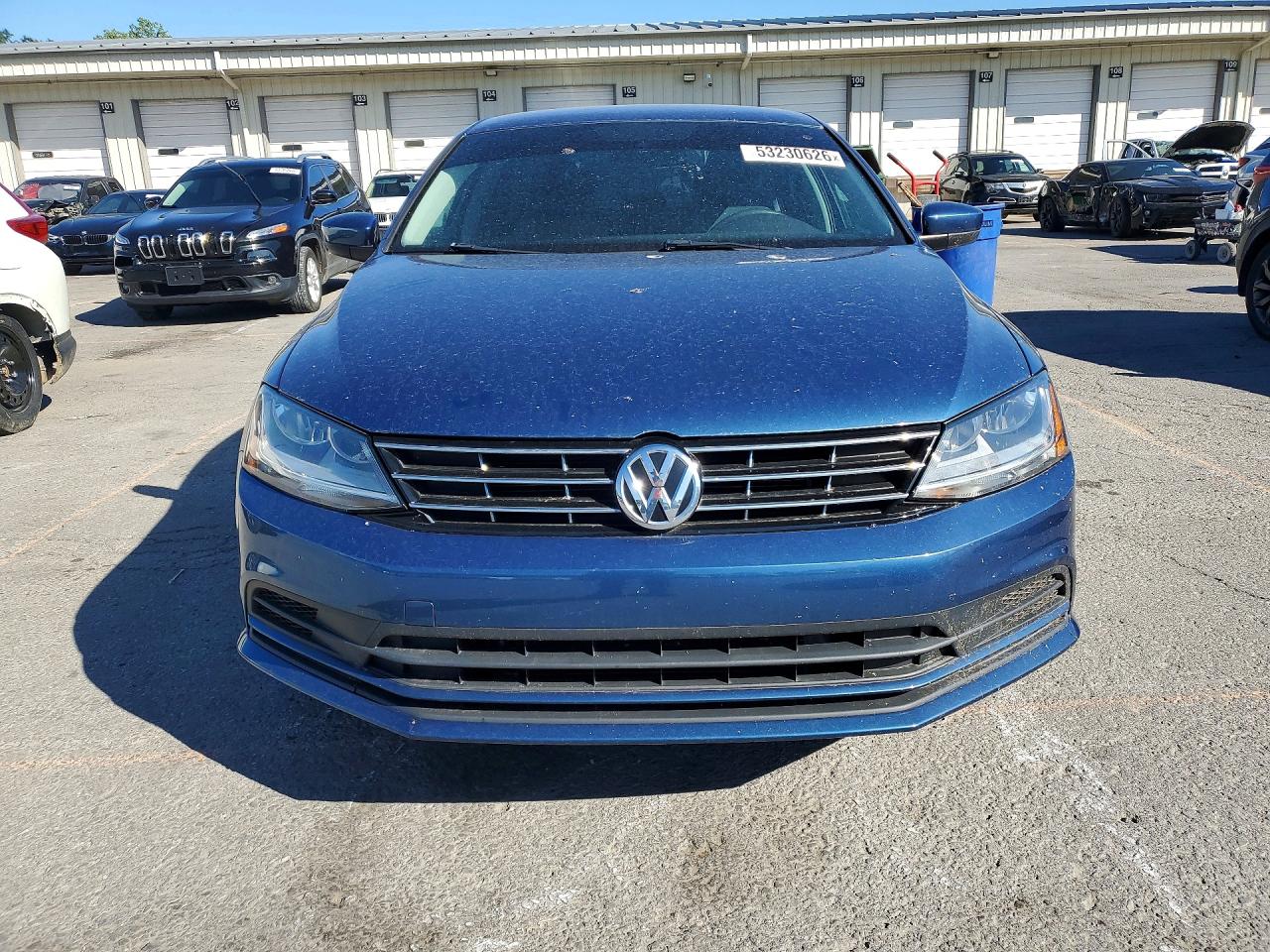 Volkswagen Jetta S