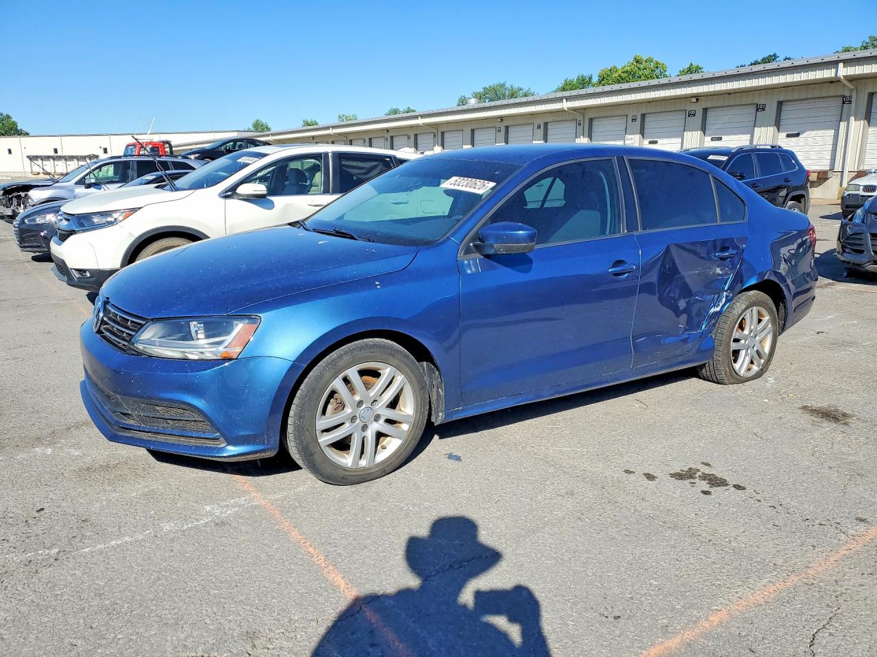 Salvage Volkswagen Jetta Image