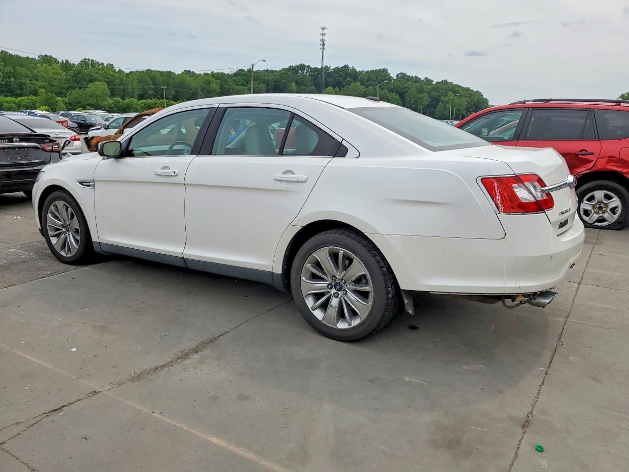 Ford Taurus Limited