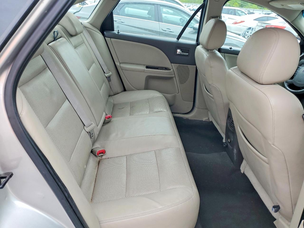 Ford Taurus Limited