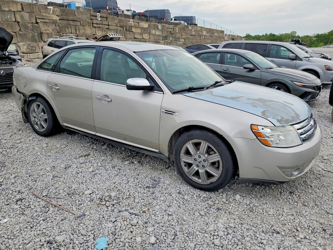 Ford Taurus Limited