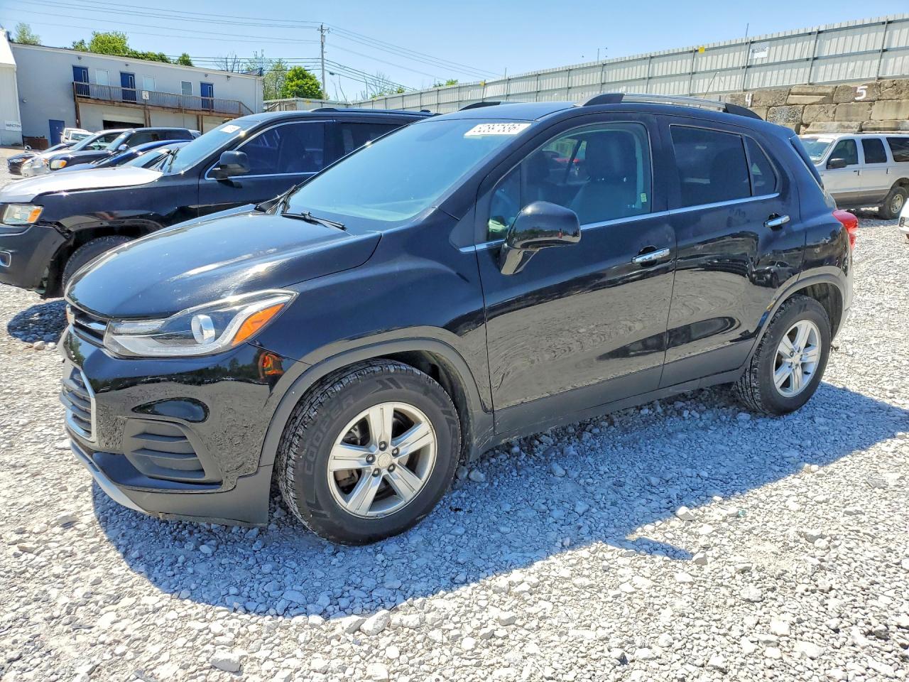 Salvage Chevrolet Trax Image