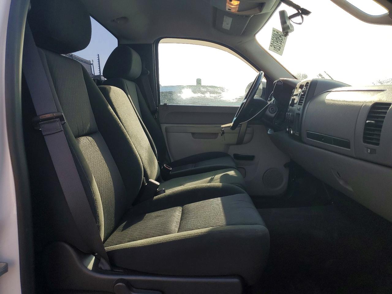 Chevrolet Silverado C1500
