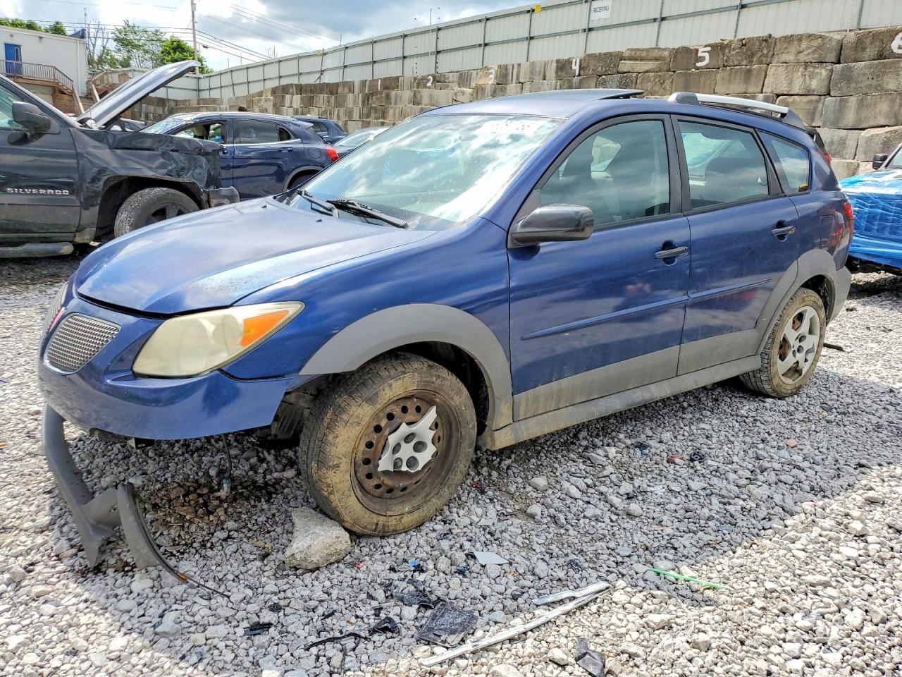 Salvage Pontiac Vibe Image