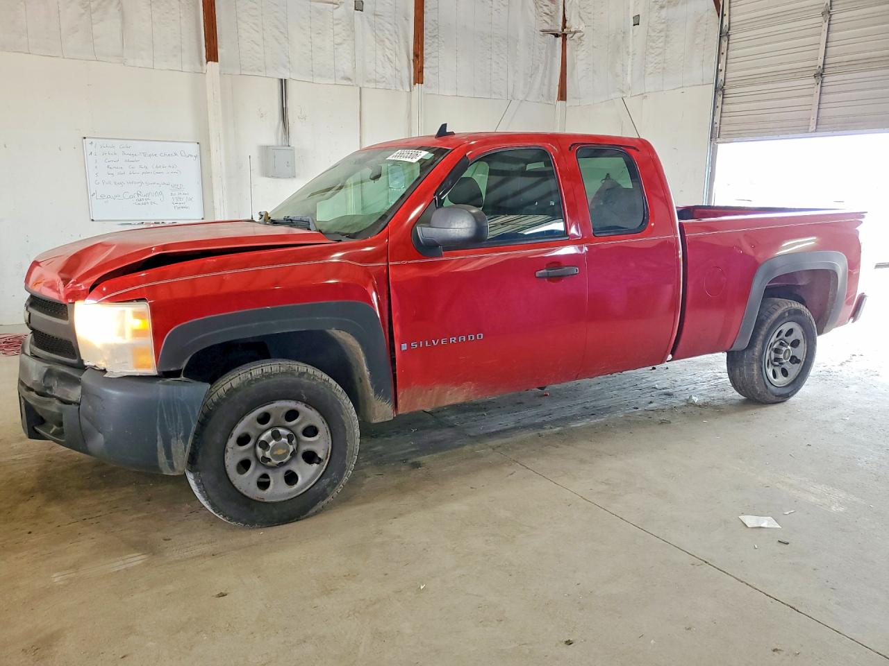 Salvage Chevrolet Silverado Image