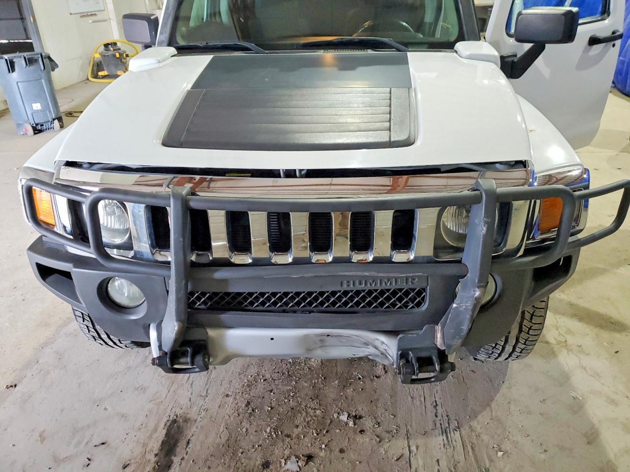HUMMER H3