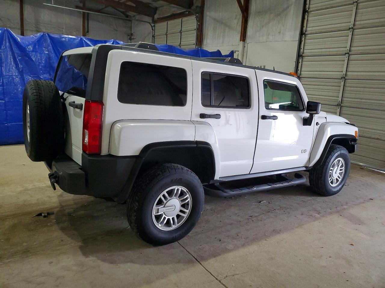 HUMMER H3