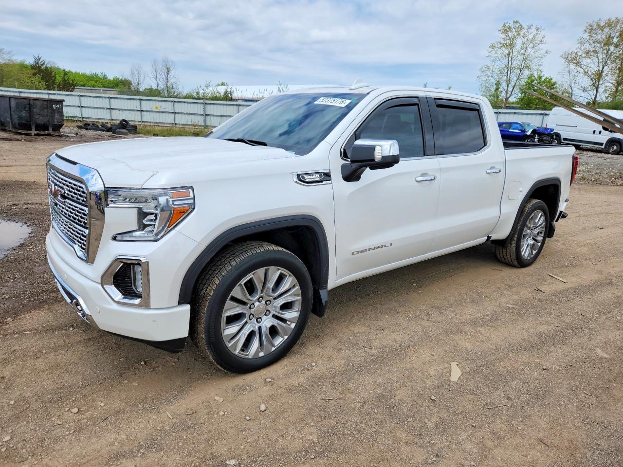 Salvage GMC Sierra Image