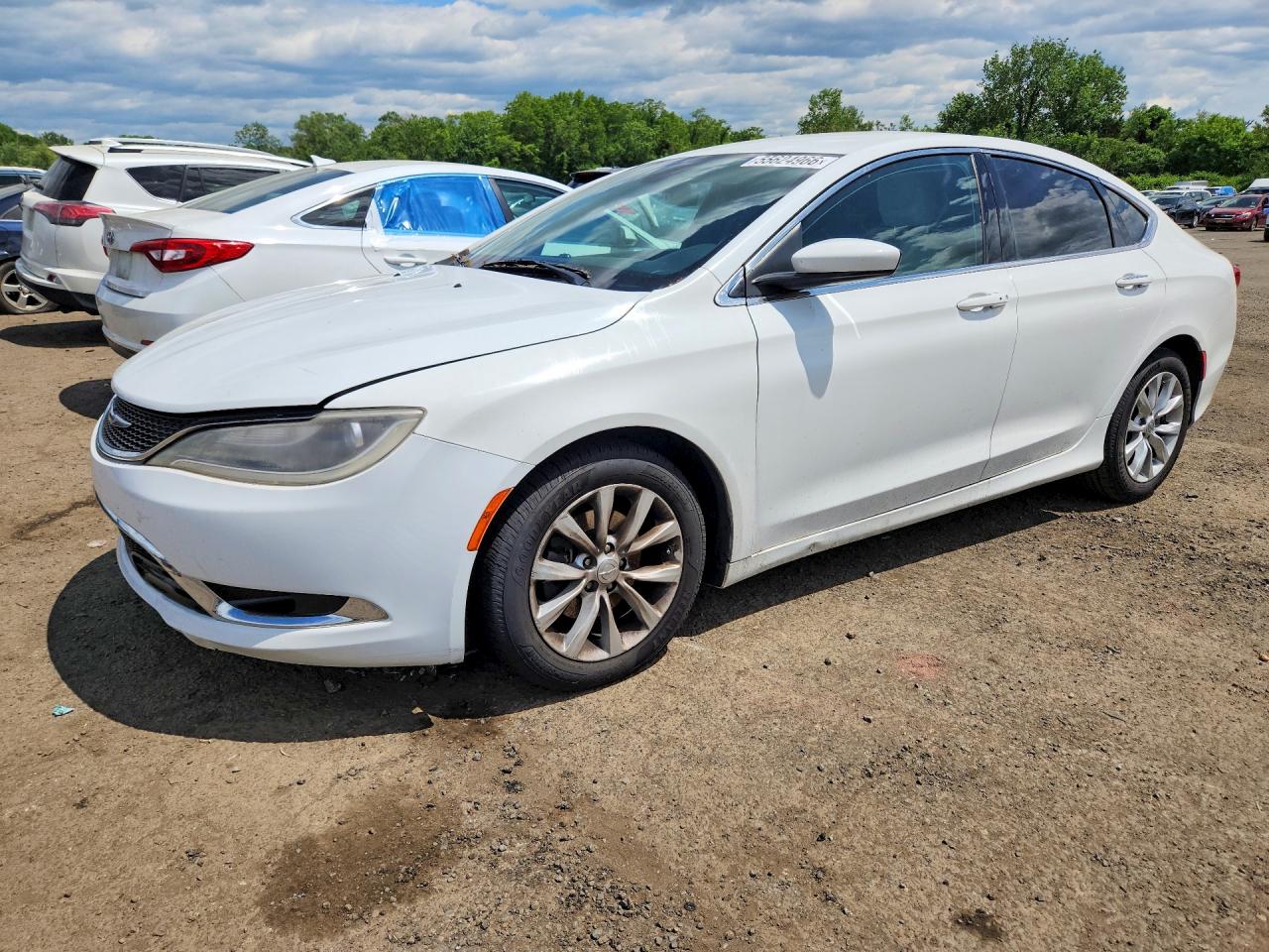 Salvage Chrysler 200 Image