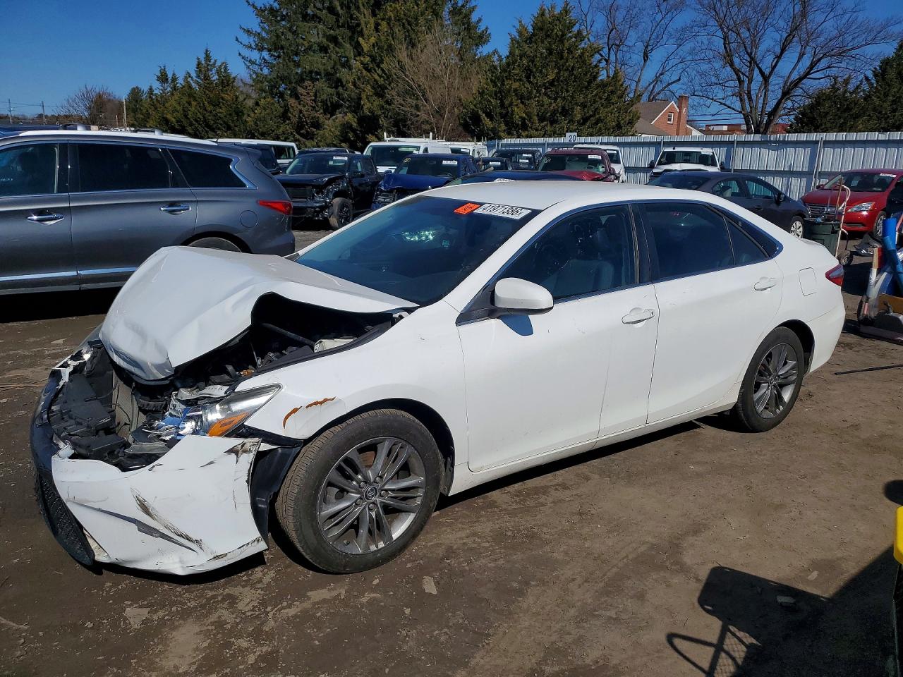Salvage Toyota Camry Image