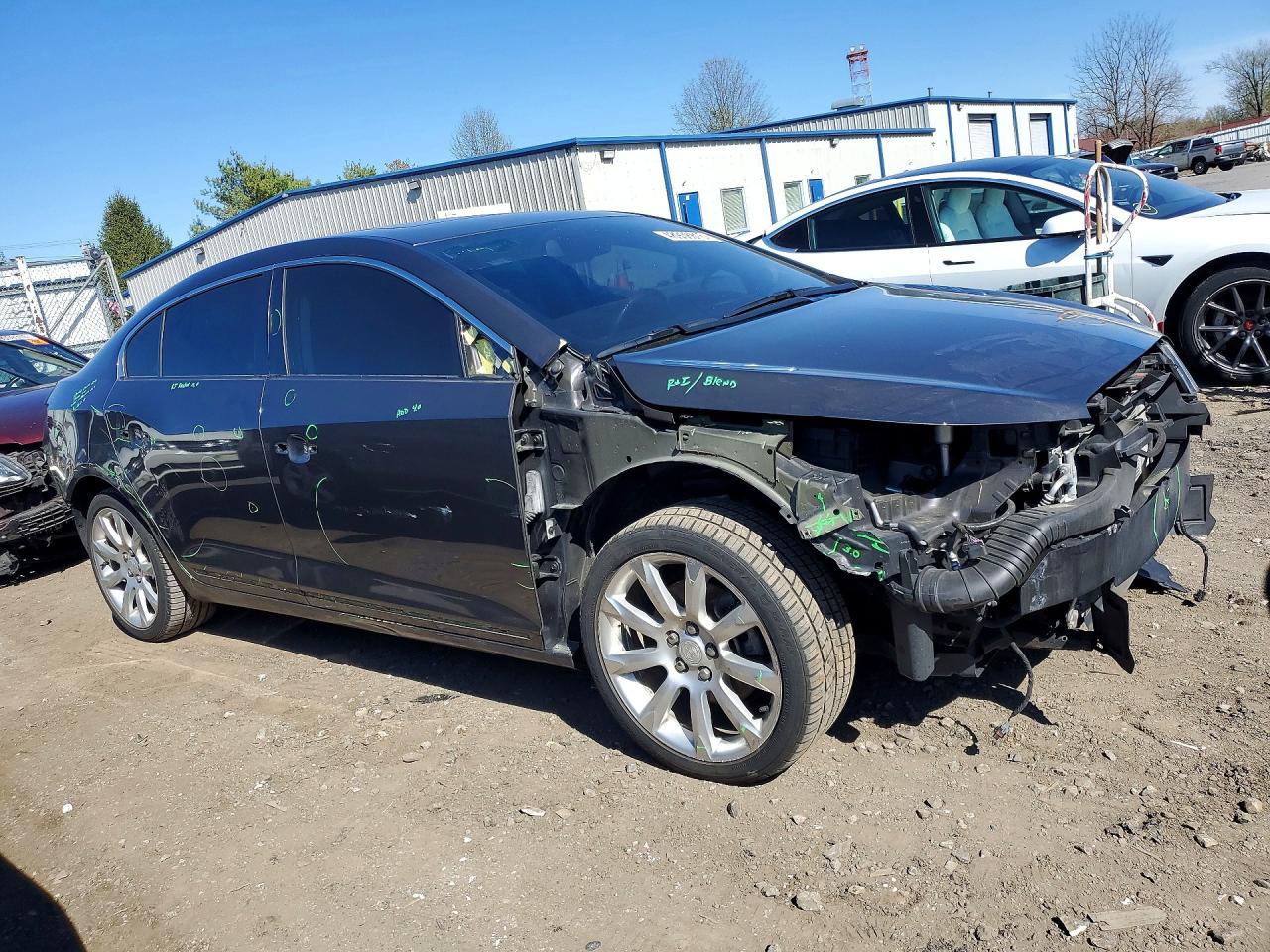 Buick LaCrosse Touring