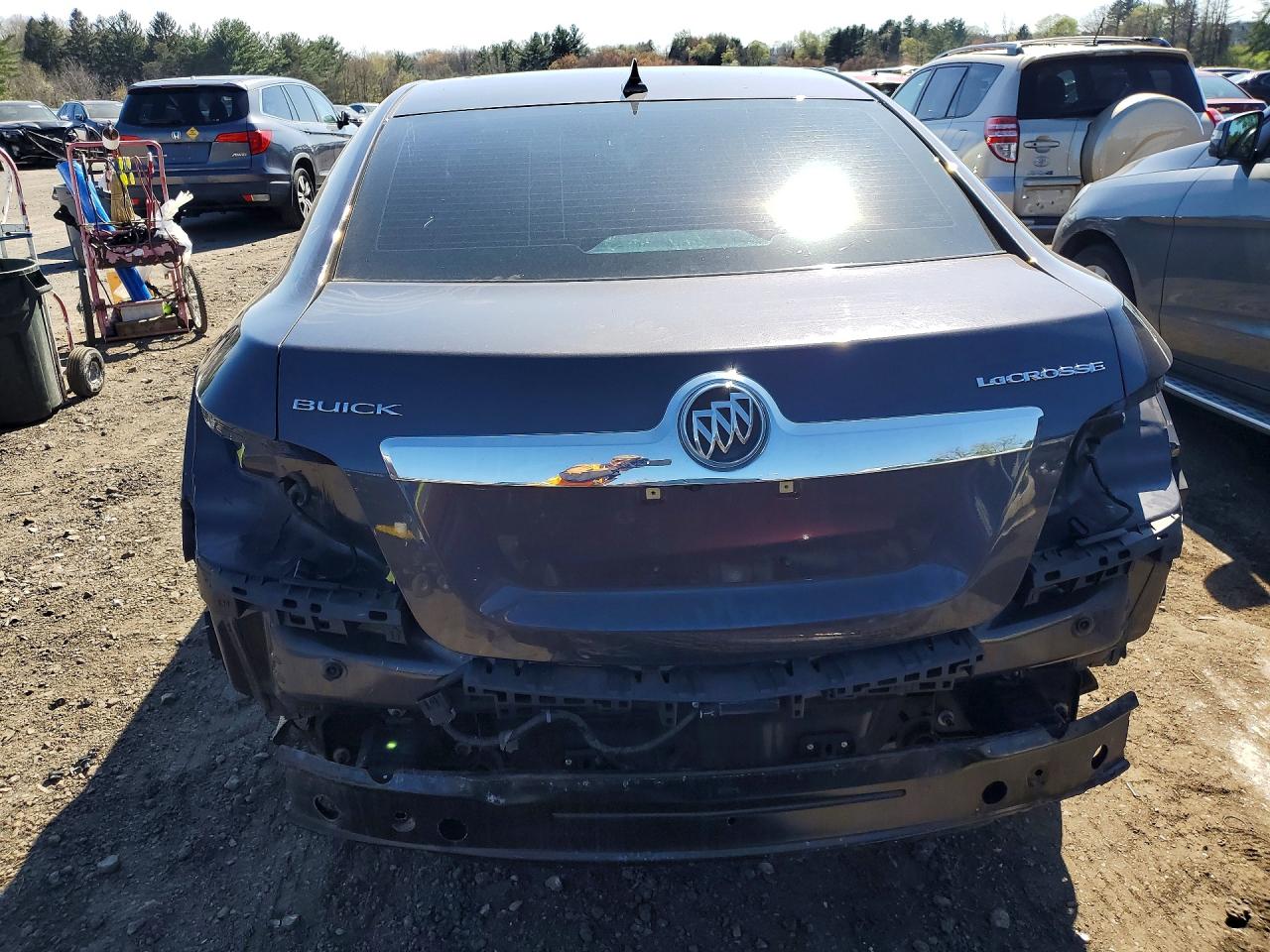 Buick LaCrosse Touring