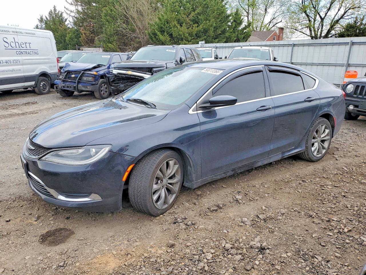 Salvage Chrysler 200 Image