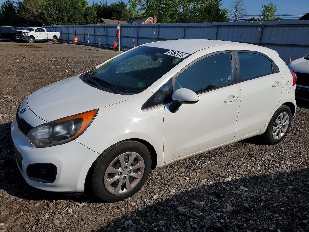 Salvage Kia Rio Image