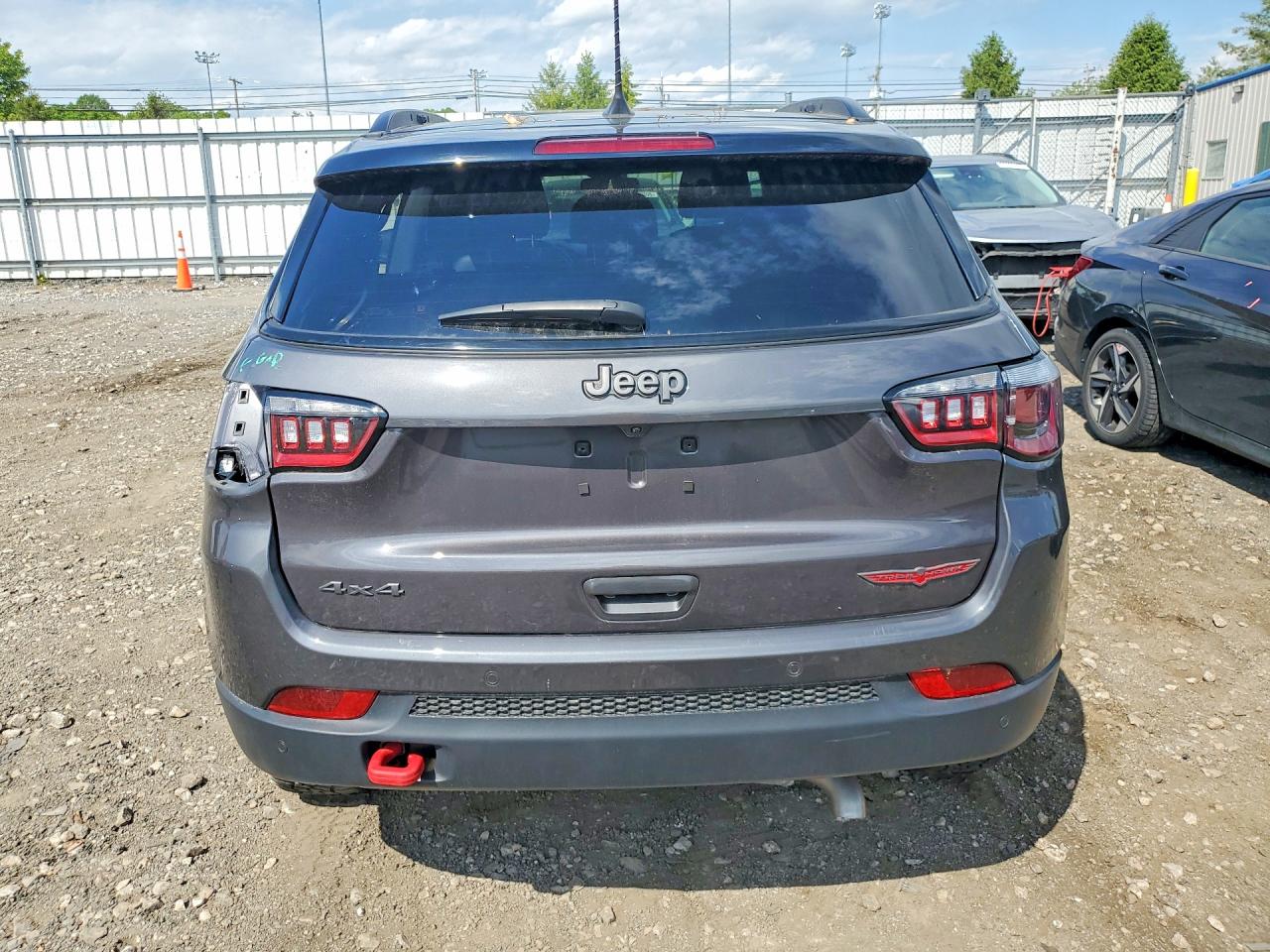 Jeep Compass Trailhawk