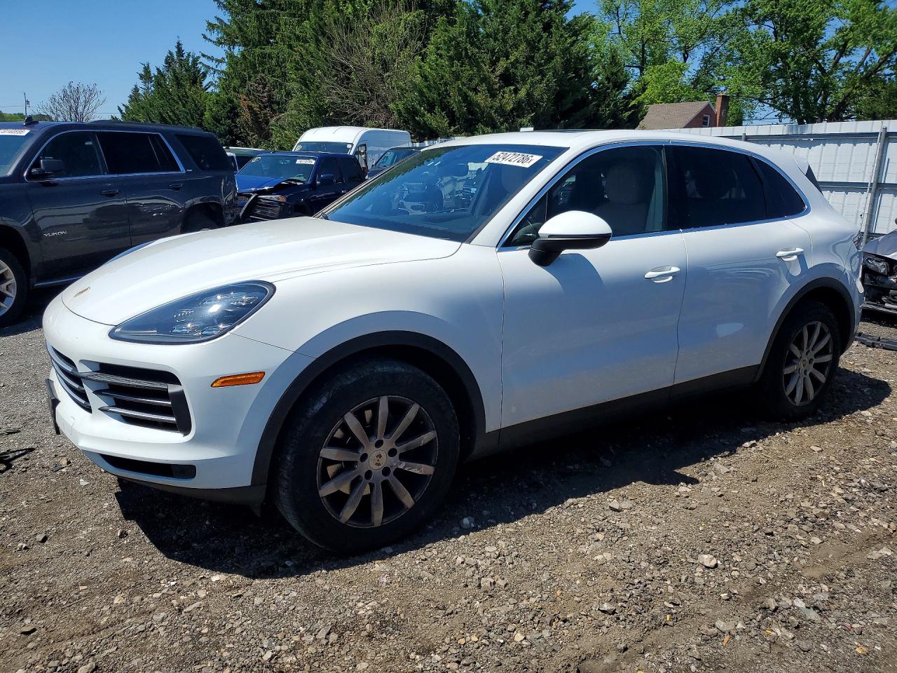 Salvage Porsche Cayenne Image