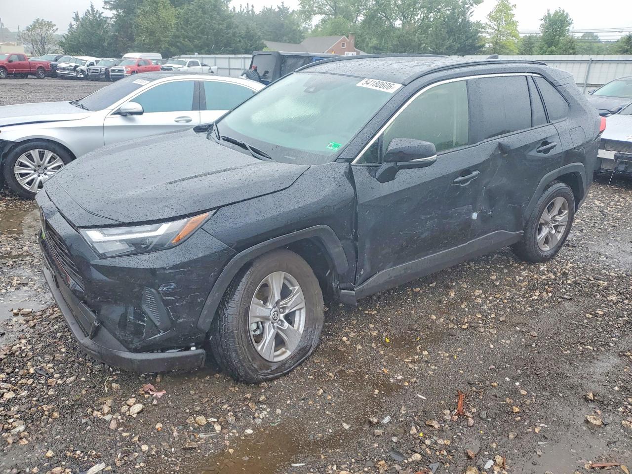 Salvage Toyota RAV4 Image