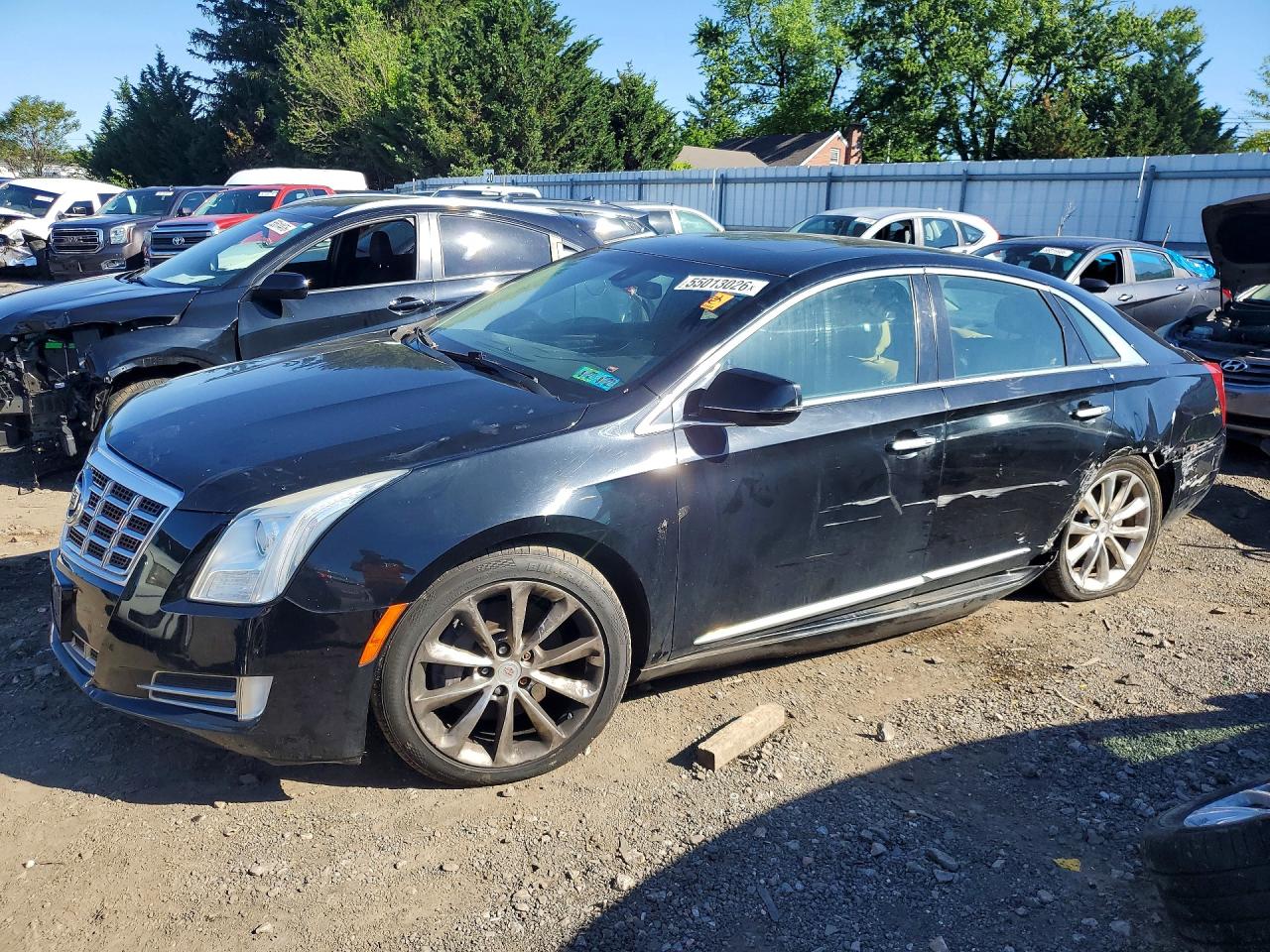 Salvage Cadillac XTS Image