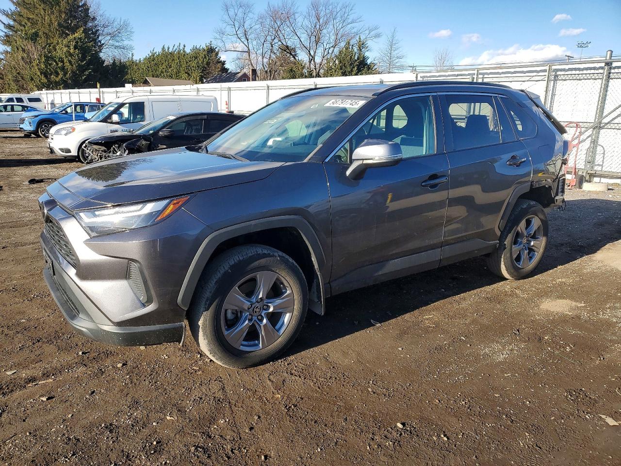 Salvage Toyota RAV4 Image