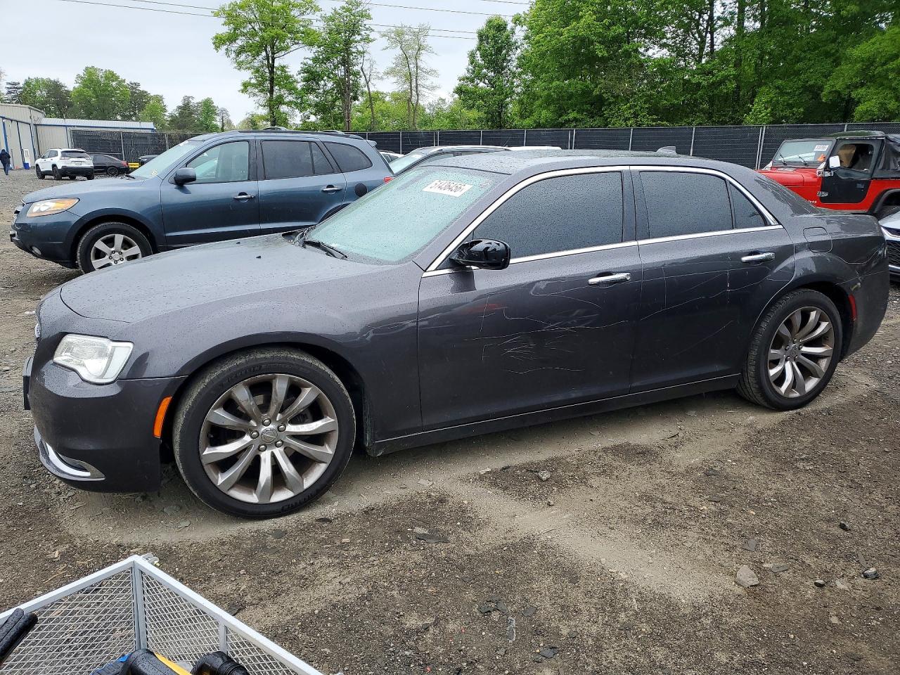 Salvage Chrysler 300 Image