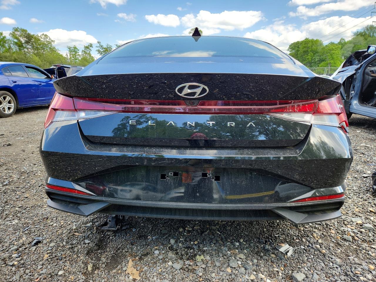 Hyundai ELANTRA Sel