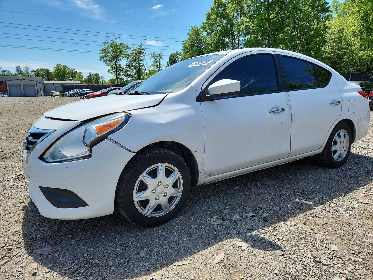 Salvage Nissan Versa Image