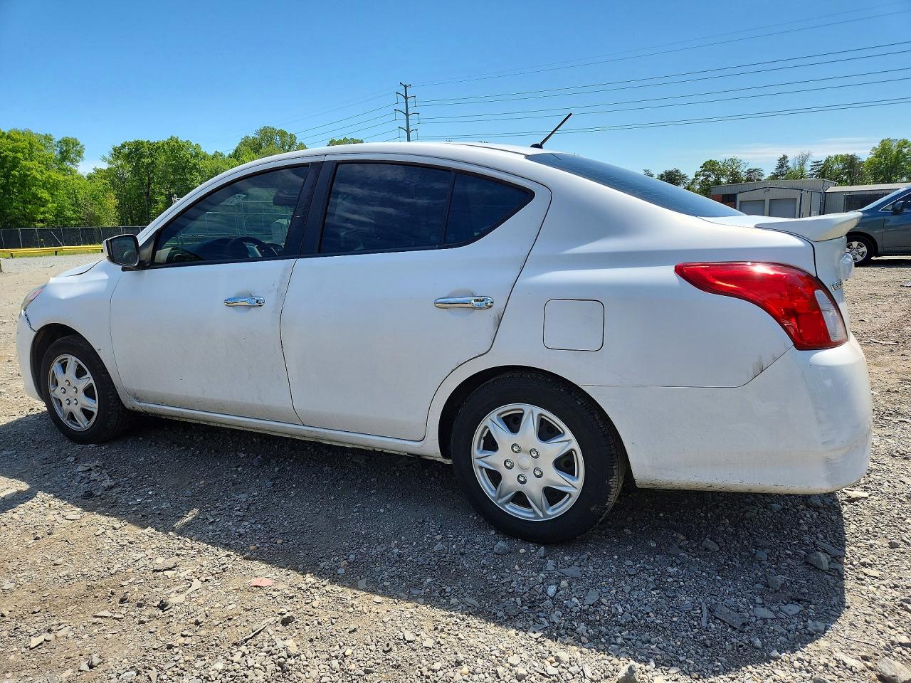 Nissan Versa Sv