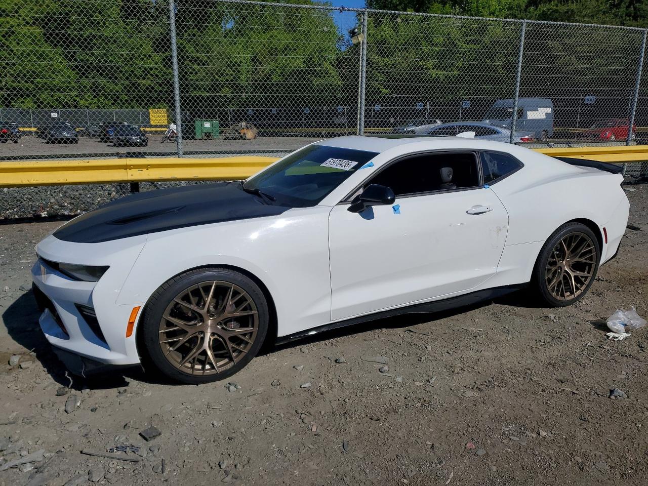 Salvage Chevrolet Camaro Image