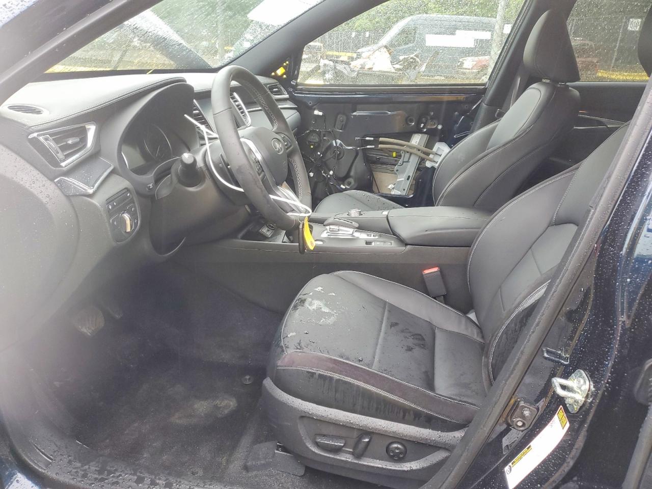 INFINITI Qx Sport