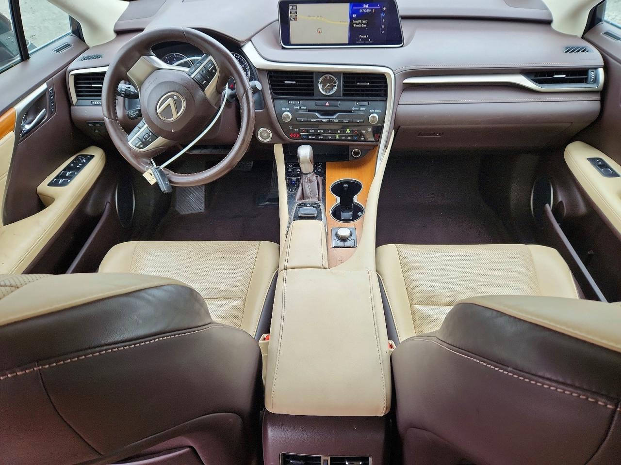 Lexus RX Base