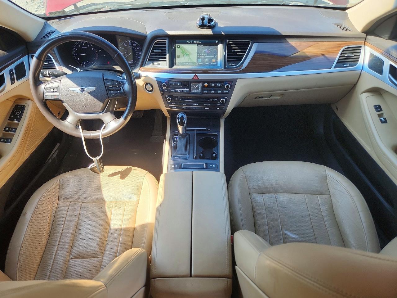 Hyundai Genesis 3.8l