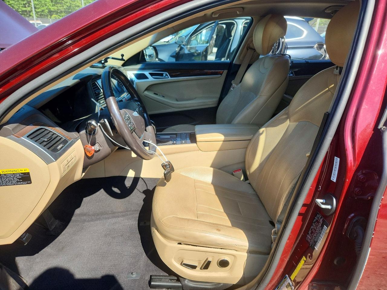 Hyundai Genesis 3.8l