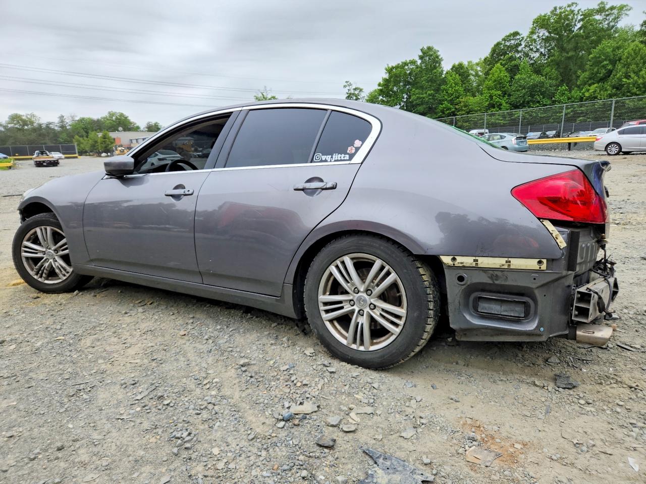 INFINITI G37 X