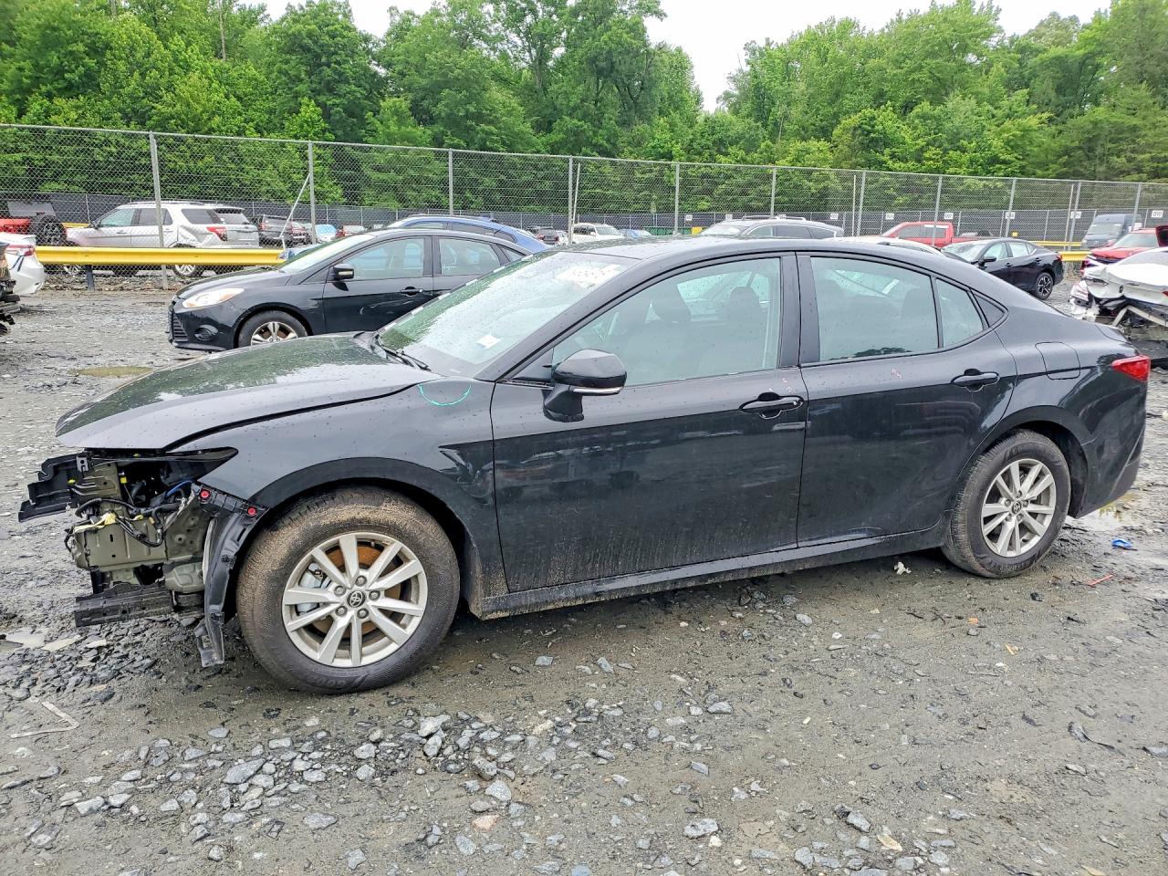Salvage Toyota Camry Image