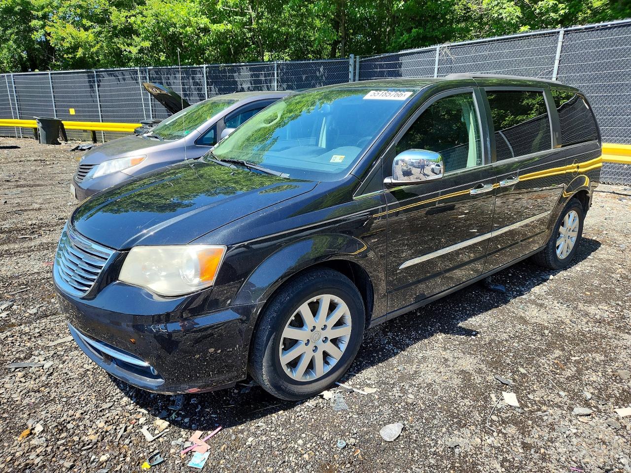Salvage Chrysler Minivan Image
