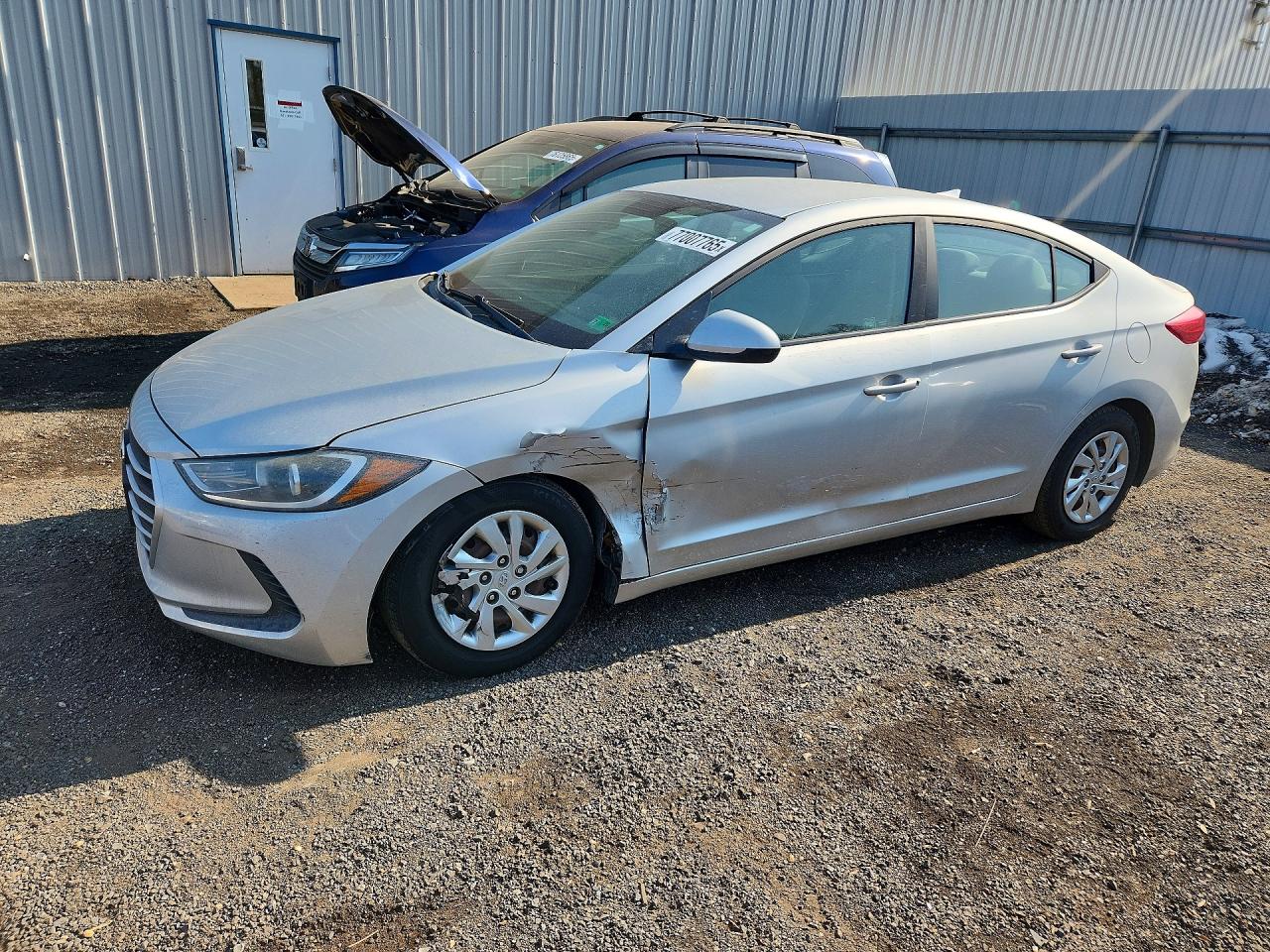 Salvage Hyundai ELANTRA Image