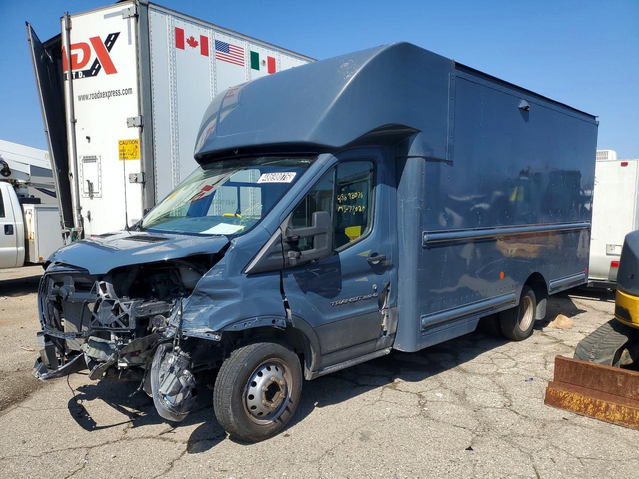 Salvage Ford Transit Image